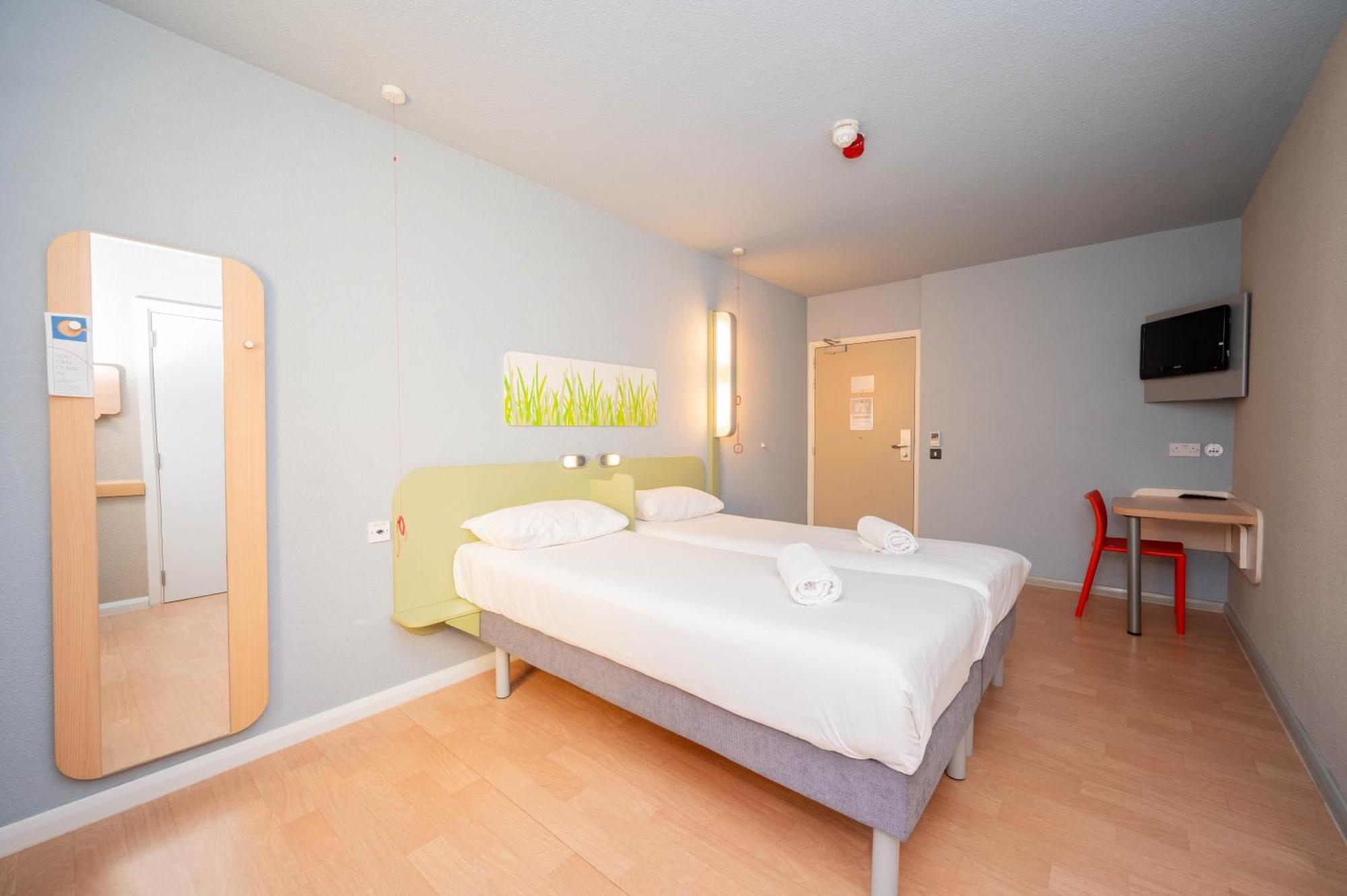 Ibis Budget London Barking Barking  Ngoại thất bức ảnh