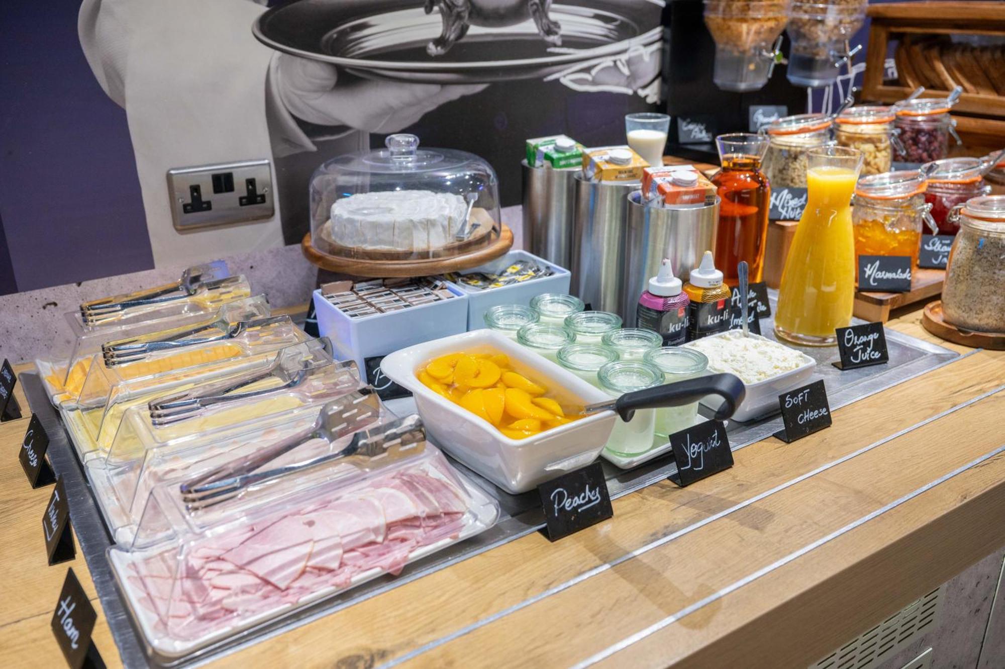 Ibis Budget London Barking Barking  Ngoại thất bức ảnh